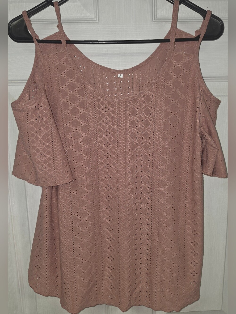 Cold Shoulder Top NWOT - Picture 4 of 5